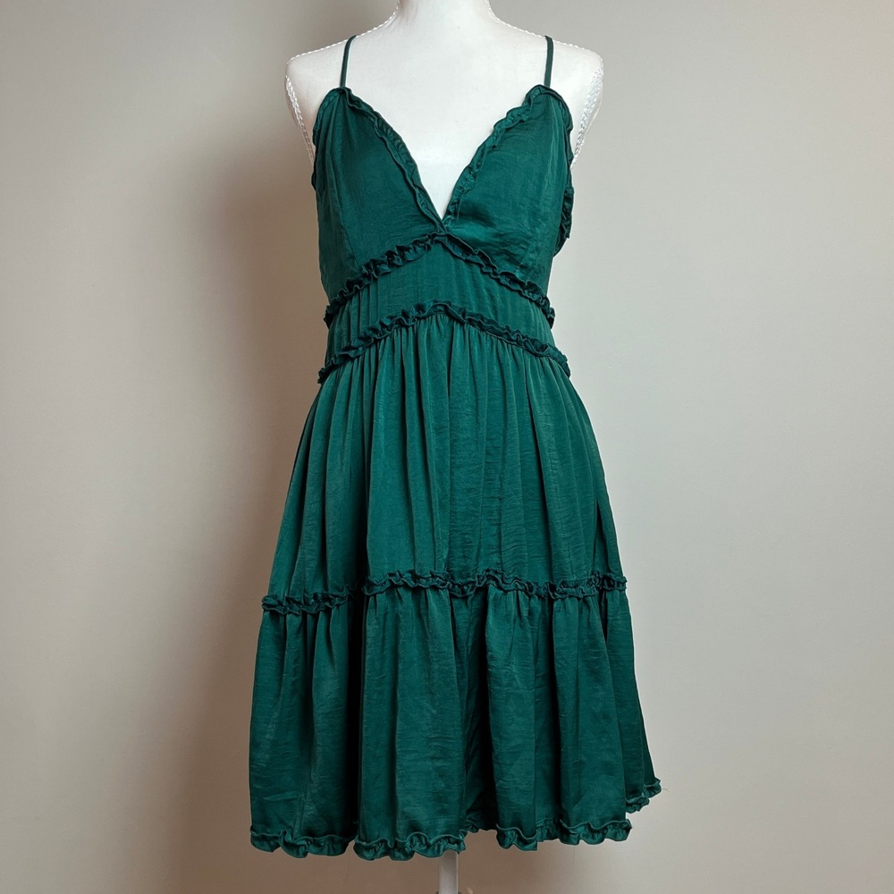 She + Sky Emerald Green Ruffle Tiered Mini Dress V-Neck Strappy Back SS8083 M